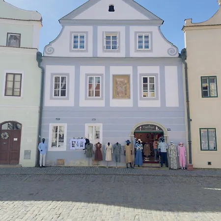 75 V Centru Krumlova Český Krumlov